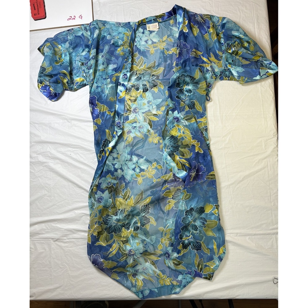 Womens Vintage‎ California Dynasty Blue short sleeve long floral robe size small